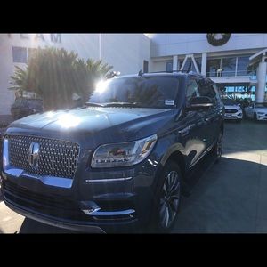 Meet your Posher, Elizabet